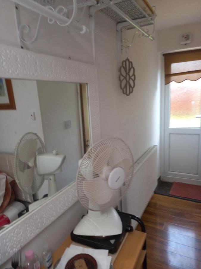 Larchmont Stay Side En Suite With Small Double Bed Leicester Exterior photo